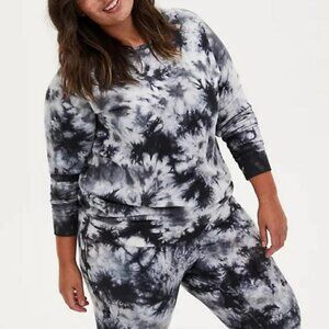 Torrid Active Black & White Tie Dye French Terry Crewneck Sweatshirt Size 6 Used